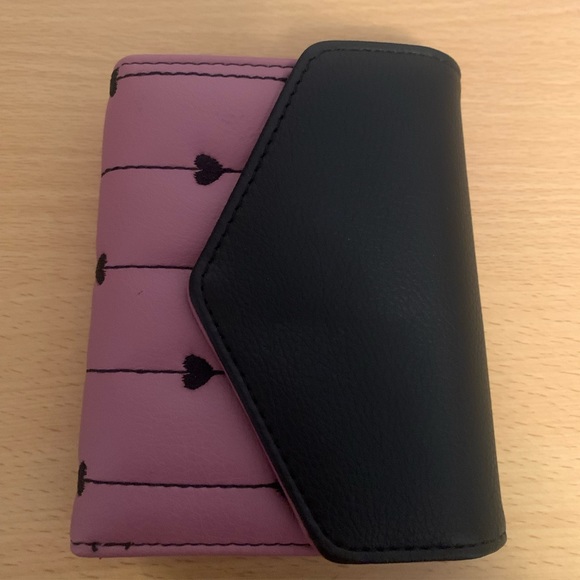 Wallet - Picture 2 of 2